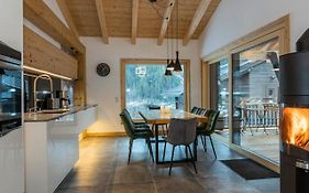 Chalet Glemmtal - Haus Bergblick